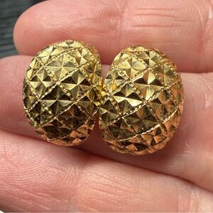 14K Yellow Gold Diamond Cut Textured Half Hoop Earrings 4.3 grams